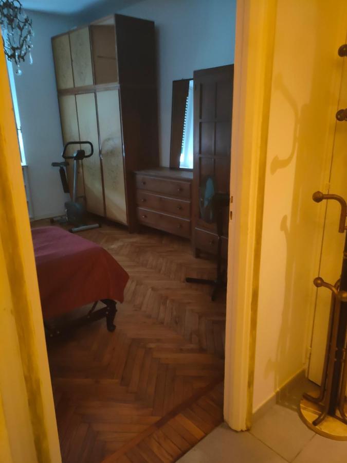 Апартаменты Casa - House Xavier Una Casa Famigliare , Dame Entra Solo Chi A Un Bel Cuore , Non'E Il L'Intero Alloggio Solo Stanze E Bagno Турин Экстерьер фото